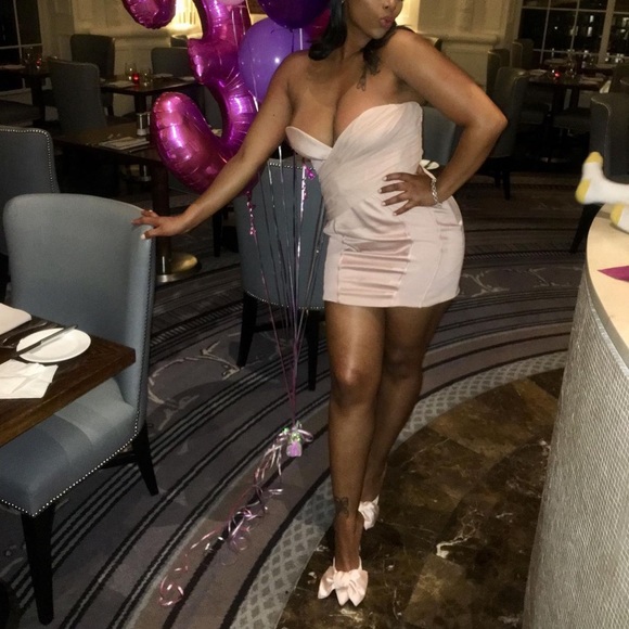 COPY - House of CB Strapless Dress 🪝 - Picture 6 of 6